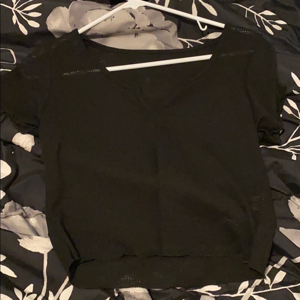 black crop top